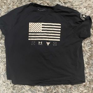 Project rock under armour medium shirt